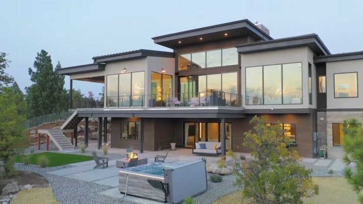 Colorado Springs luxury housing